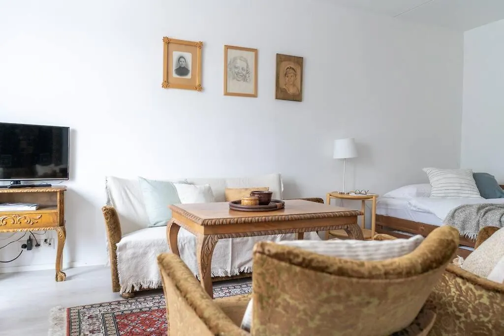 Studio Apartment In Katajanokka هلسنكي