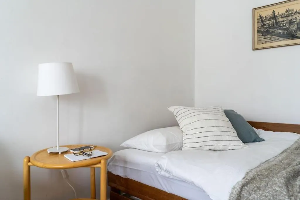 Studio Apartment In Katajanokka Helsinki
